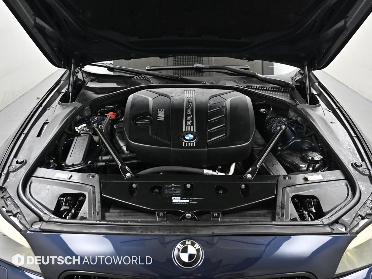 BMW 5시리즈(6세대) 520d - 이미지 5