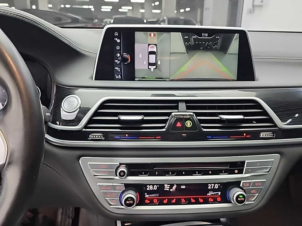 BMW 7시리즈(6세대) 740e M 스포트팩 - 이미지 16