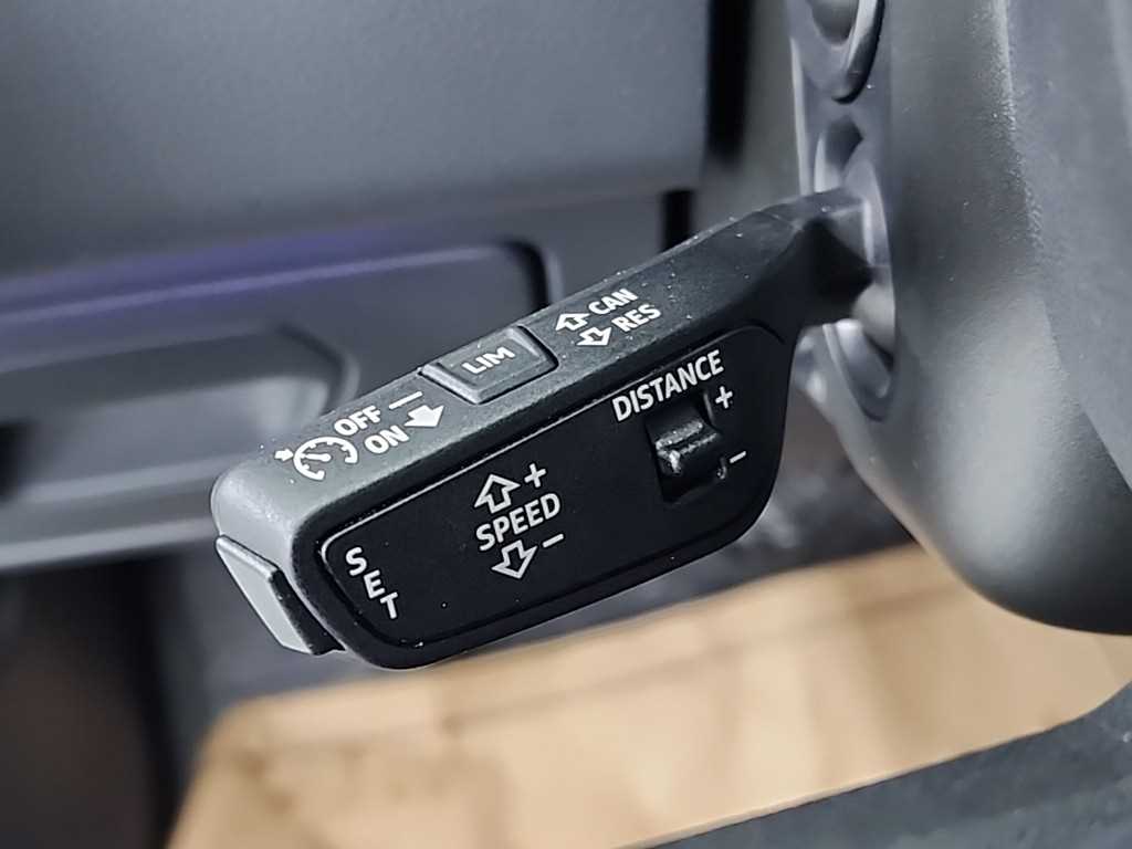 아우디 A6(5세대) 45 TFSI 프리미엄 - 이미지 13