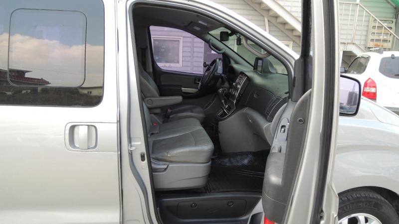 현대 그랜드스타렉스 12인승 디젤 CVX 럭셔리 - 이미지 13