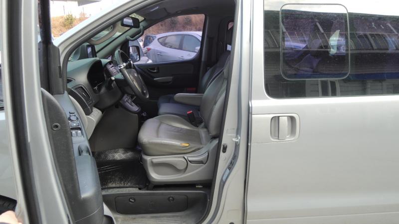 현대 그랜드스타렉스 12인승 디젤 CVX 럭셔리 - 이미지 14