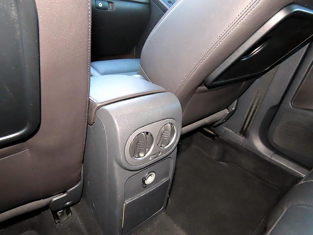 폭스바겐 티구안 2.0 TDI 블루모션 컴포트 - 이미지 13