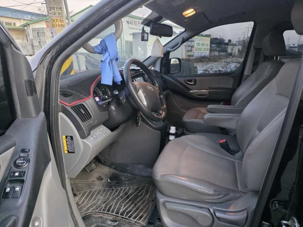 현대 더 뉴그랜드스타렉스 5인승 디젤 밴 모던 - 이미지 5