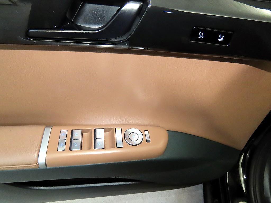 현대 디 올뉴그랜저 하이브리드 1.6 하이브리드 익스클루시브 - 이미지 18