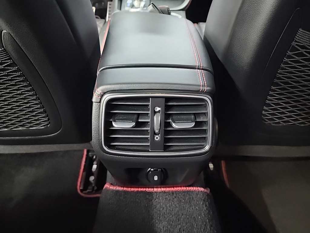 제네시스 G70 2.0T 스포츠 패키지 - 이미지 8