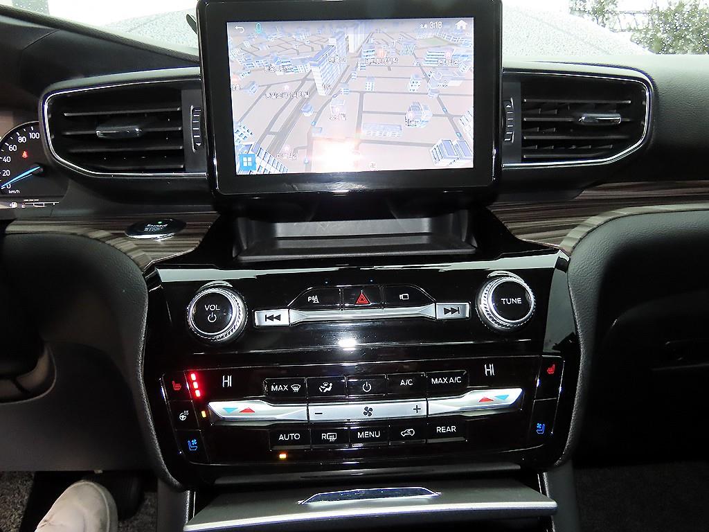 포드 익스플로러(6세대) 2.3 AWD 리미티드 - 이미지 7