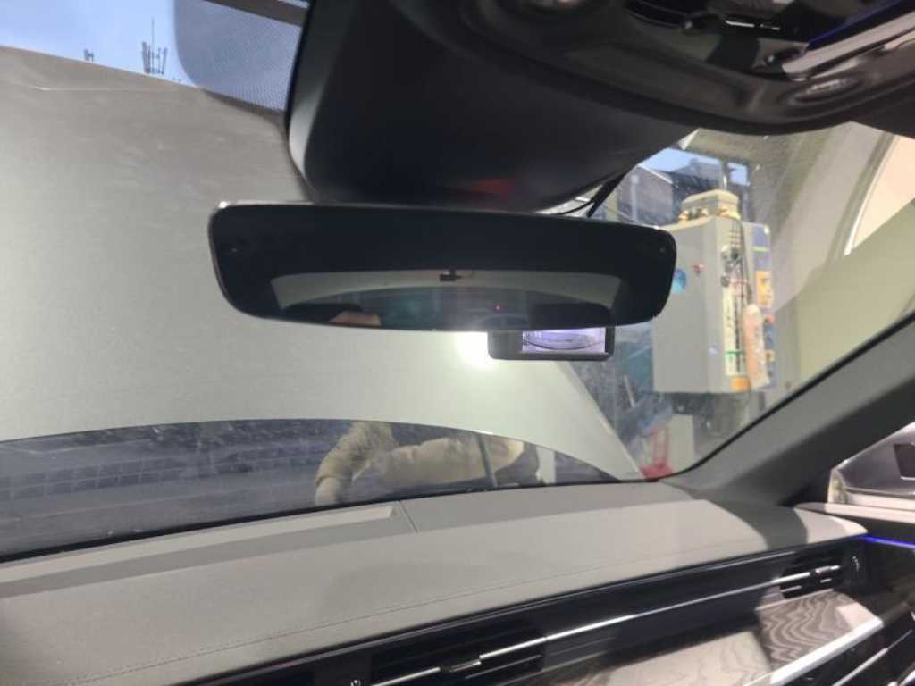 아우디 A6(5세대) 45 TFSI 프리미엄 - 이미지 10