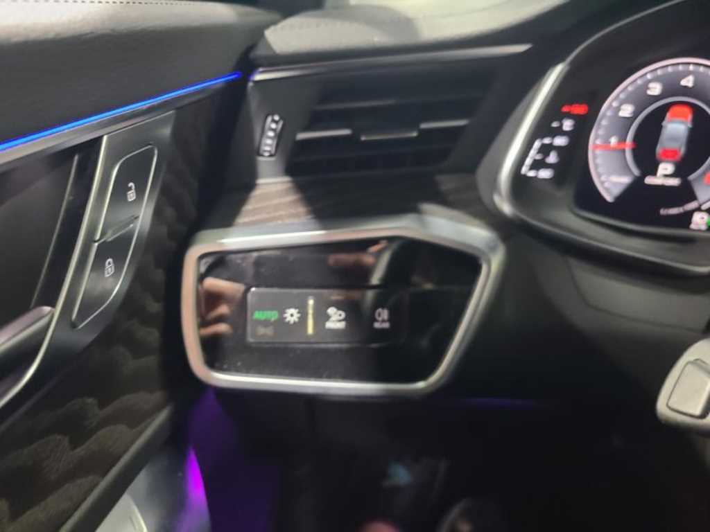 아우디 A6(5세대) 45 TFSI 프리미엄 - 이미지 6