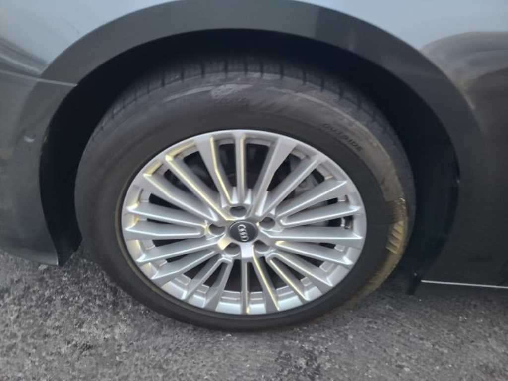 아우디 A6(5세대) 45 TFSI 프리미엄 - 이미지 15