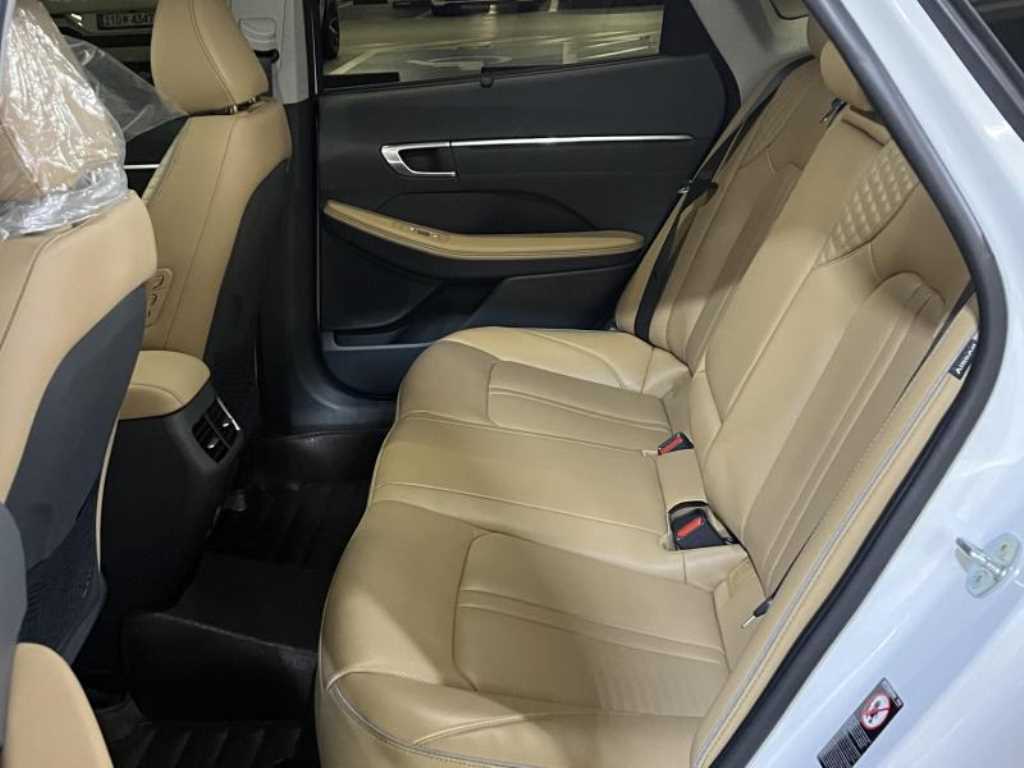 현대 쏘나타(DN8) 1.6 터보 인스퍼레이션 - 이미지 15