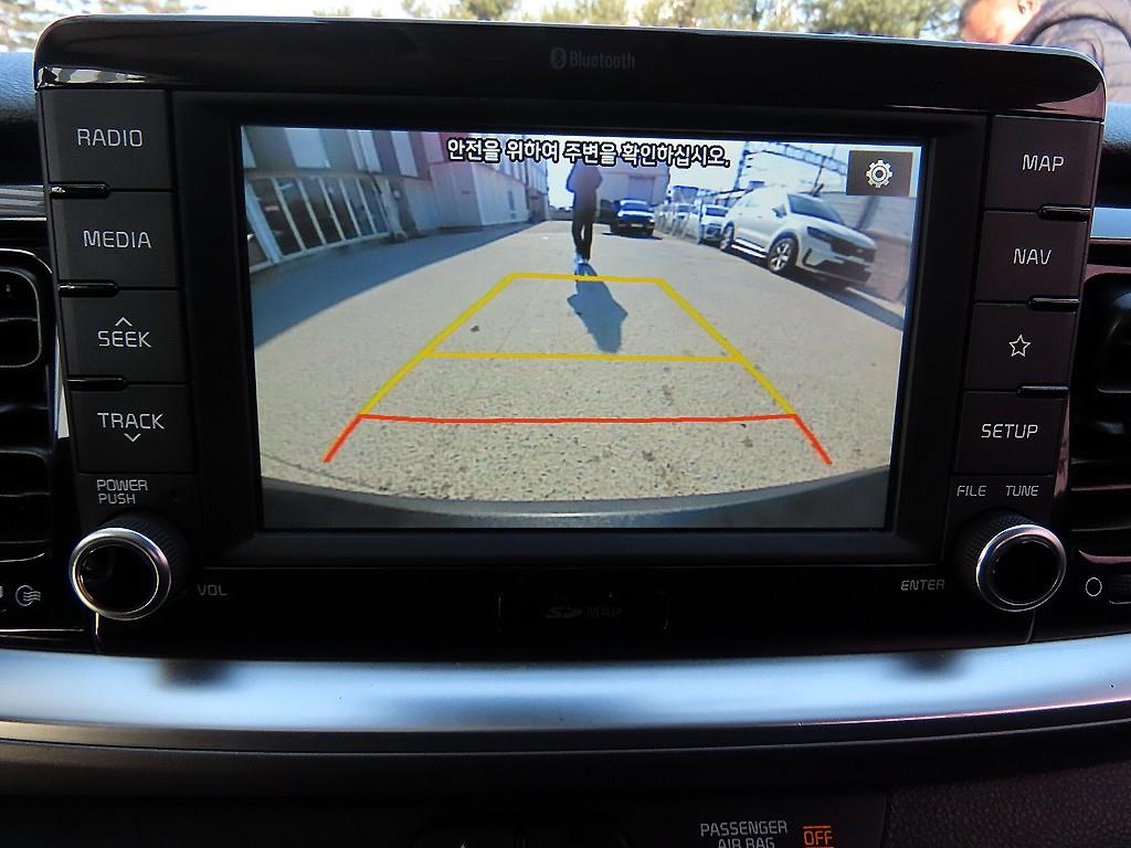 기아 스토닉 U2 1.6 디젤 프레스티지 - 이미지 17