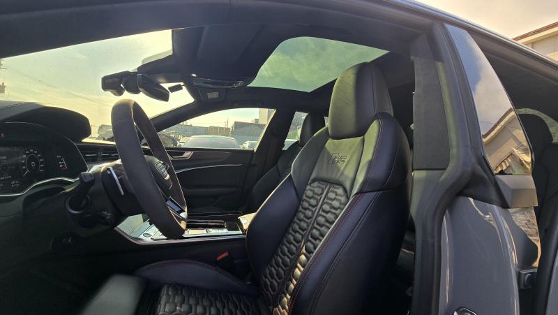 아우디 RS7(2세대) 4.0 TFSI 콰트로 - 이미지 18