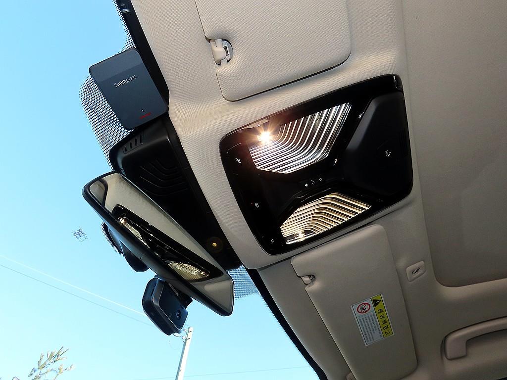 BMW 5시리즈(7세대) 520d 럭셔리 라인플러스 - 이미지 7