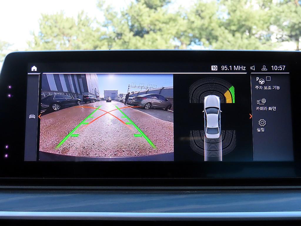 BMW 5시리즈(7세대) 520d 럭셔리 라인플러스 - 이미지 14