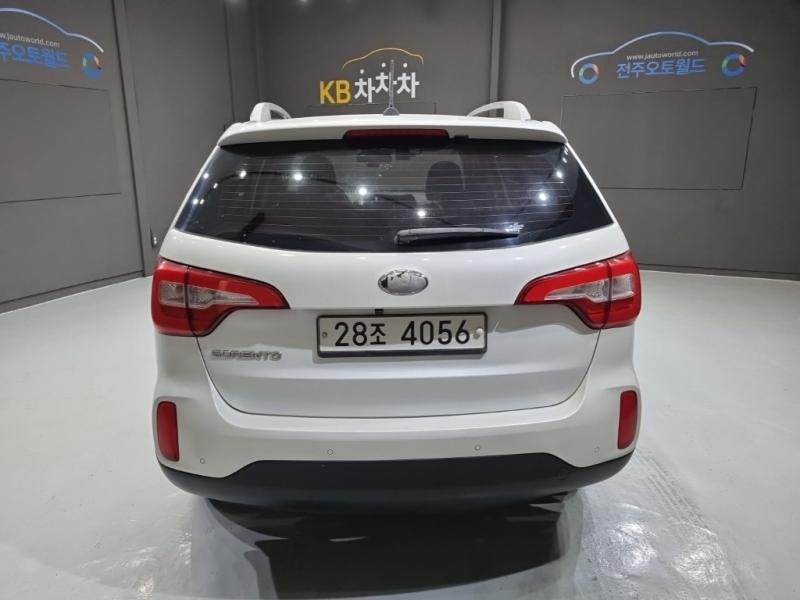 기아 뉴쏘렌토 R R2.0 2WD 트렌디 - 이미지 2