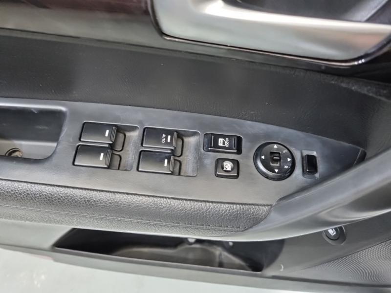 기아 뉴쏘렌토 R R2.0 2WD 트렌디 - 이미지 9