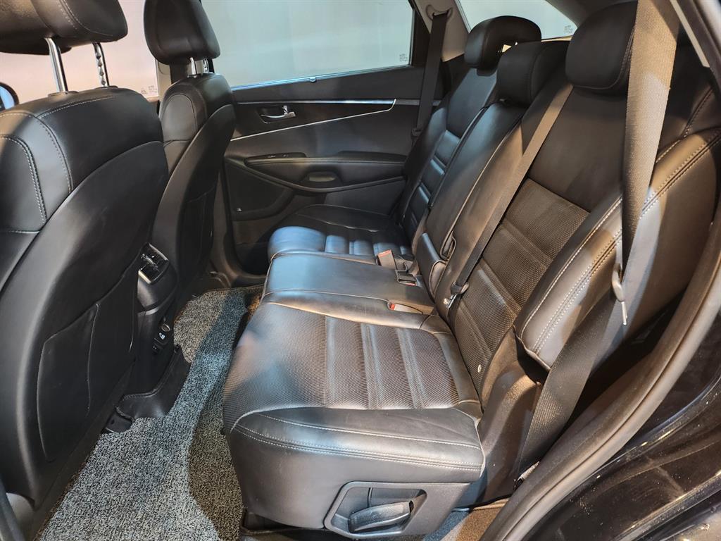 기아 올 뉴쏘렌토 R2.2 4WD 노블레스 스페셜 - 이미지 5