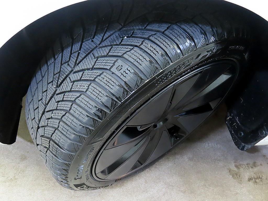 테슬라 모델 3 RWD - 이미지 14