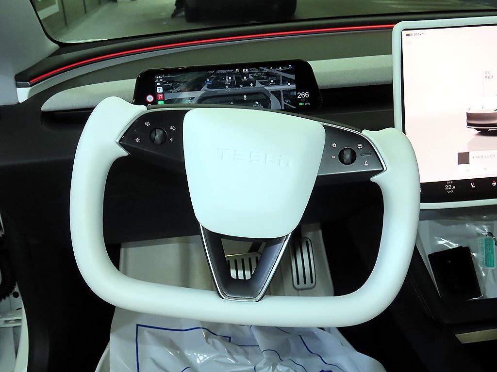 테슬라 모델 3 RWD