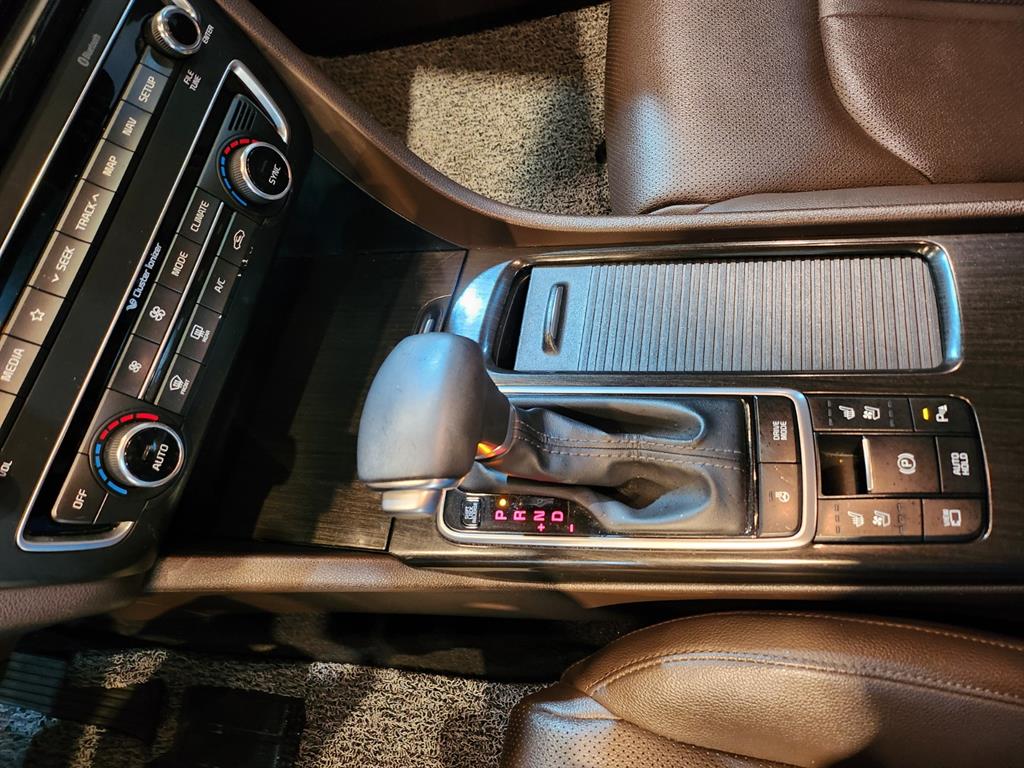 기아 뉴 신형K5 2.0 가솔린 노블레스 - 이미지 3