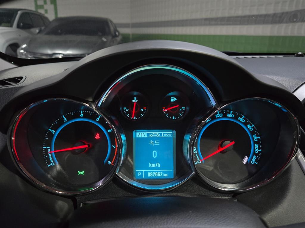 쉐보레 (대우) 어매이징 크루즈 4도어 1.4 터보 LTZ - 이미지 17