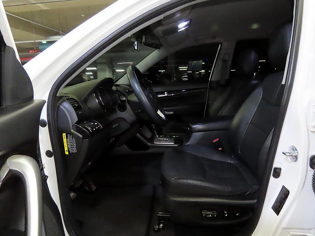 기아 쏘렌토 R 디젤 2.2 2WD TLX 프리미엄 - 이미지 2