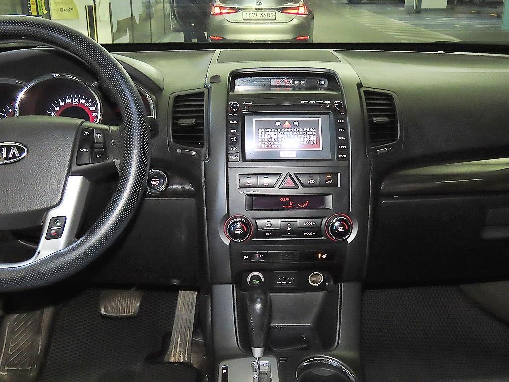 기아 쏘렌토 R 디젤 2.2 2WD TLX 프리미엄 - 이미지 10