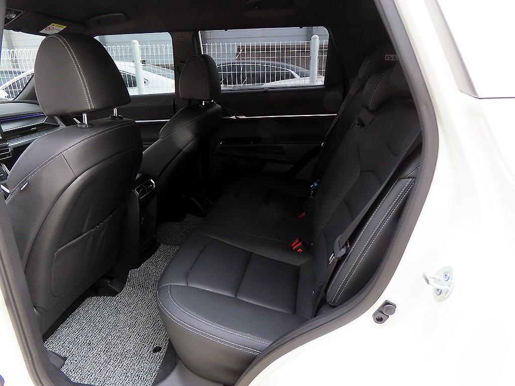 KG모빌리티(쌍용) 토레스 1.5 GDI-T 2WD T7 - 이미지 4