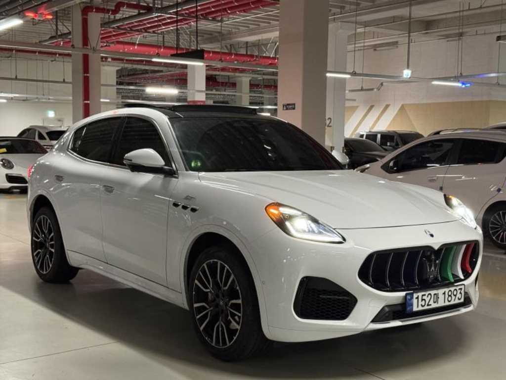 마세라티 그레칼레 2.0 GT 타입P