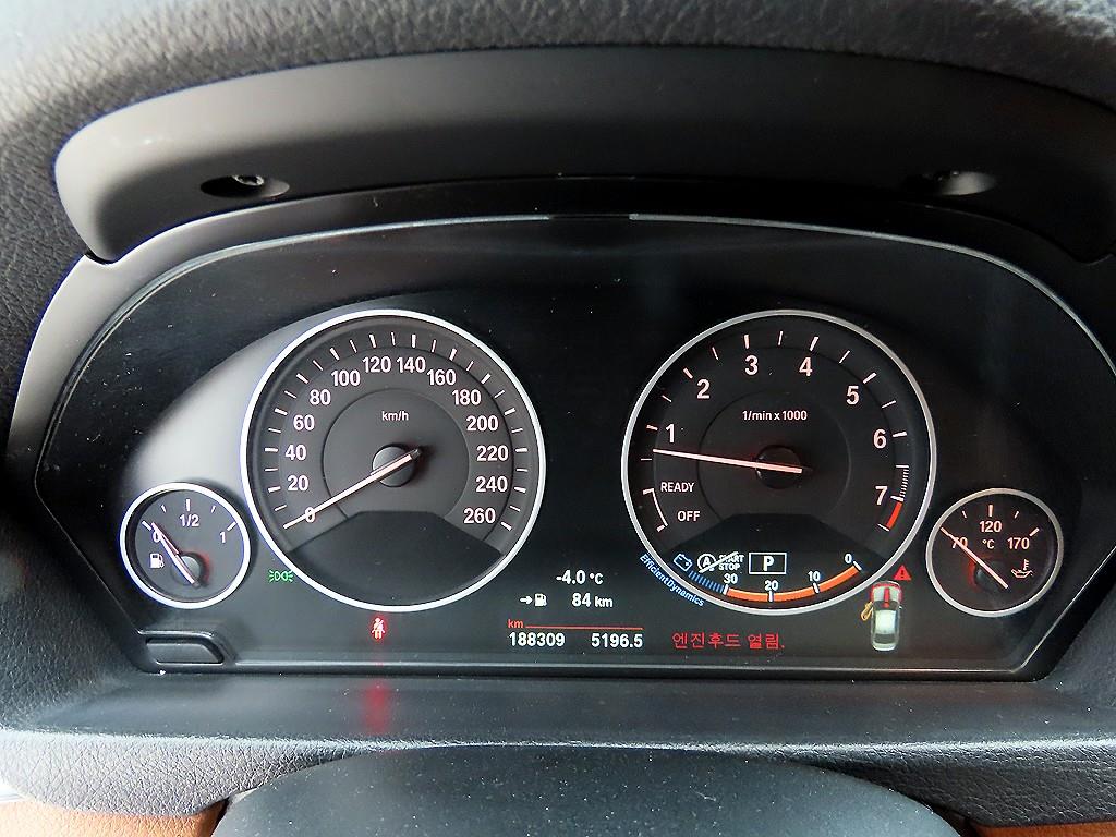 BMW 3시리즈(6세대) 320i 럭셔리 - 이미지 18