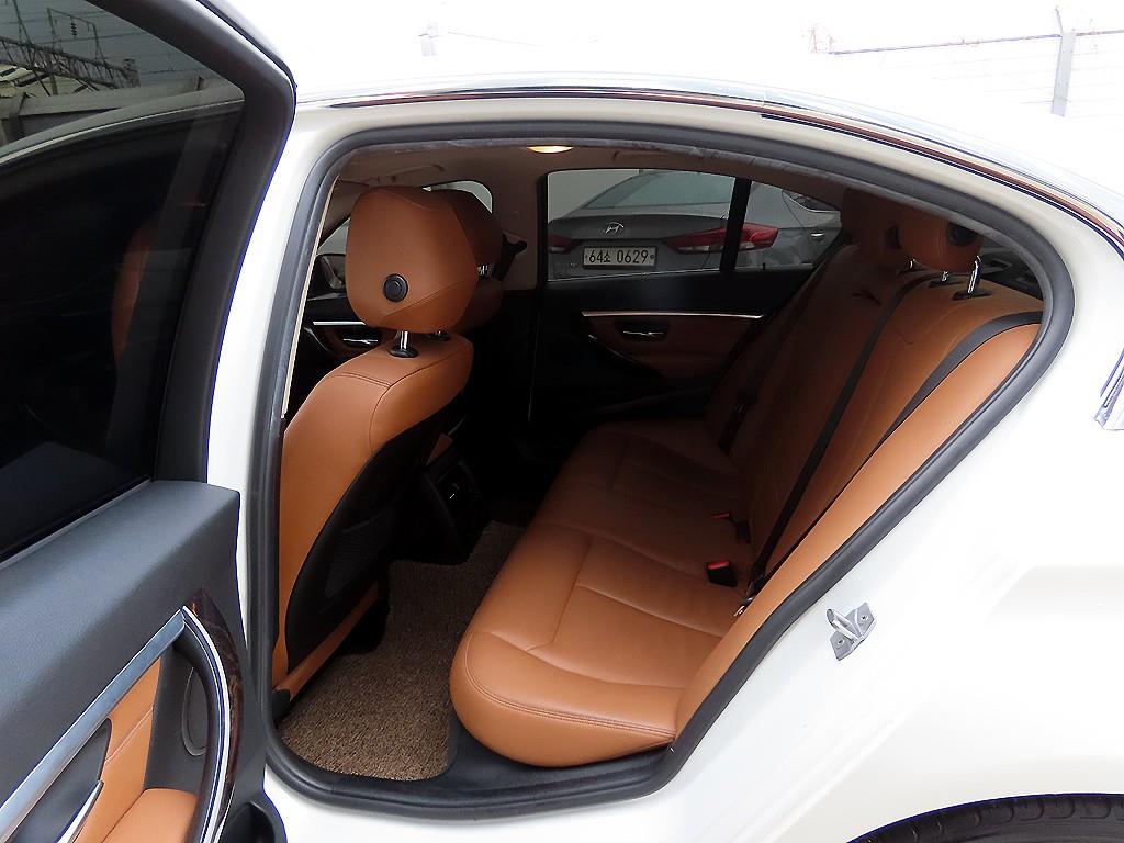 BMW 3시리즈(6세대) 320i 럭셔리 - 이미지 5