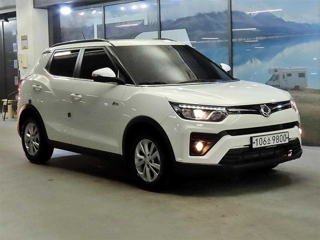 KG모빌리티(쌍용) 베리 뉴 티볼리 1.5 가솔린 2WD V3 - 이미지 9