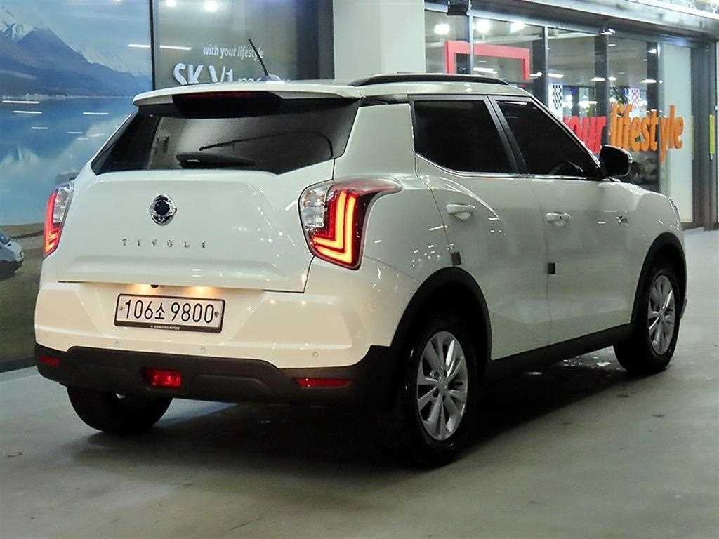 KG모빌리티(쌍용) 베리 뉴 티볼리 1.5 가솔린 2WD V3 - 이미지 20