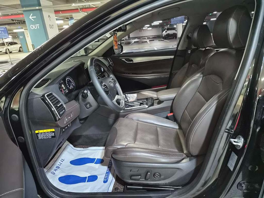 현대 그랜저IG 3.0 GDi 익스클루시브 스페셜 - 이미지 9