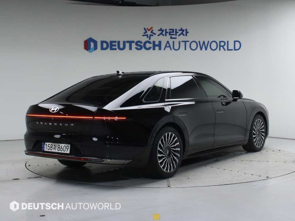 현대 디 올뉴그랜저 가솔린 3.5 2WD 캘리그래피 - 이미지 17