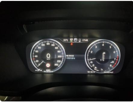 볼보 S60(3세대) 2.0 T5 인스크립션 - 이미지 3