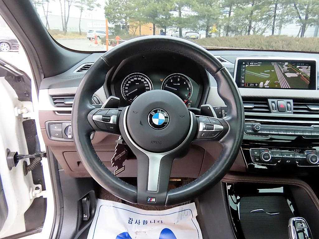 BMW X2 18d xDrive M 스포츠팩 - 이미지 12