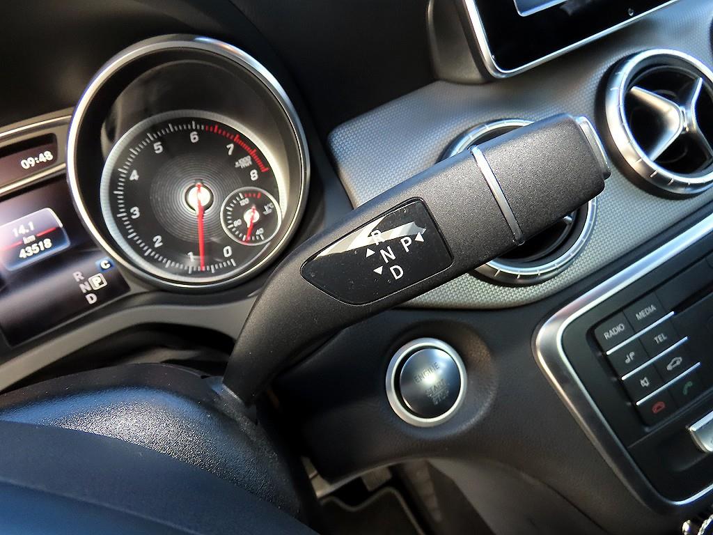 벤츠 CLA클래스 CLA250 4매틱 - 이미지 14