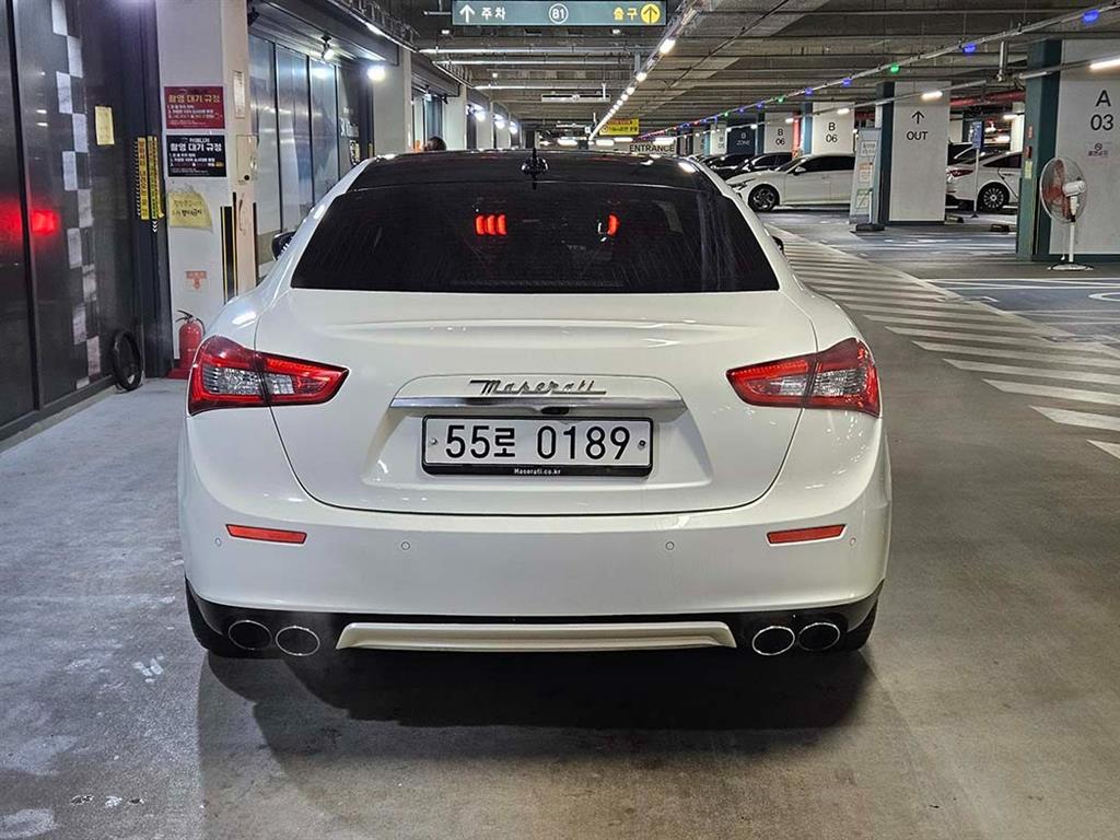 마세라티 기블리(3세대) 3.0 스포츠 - 이미지 5