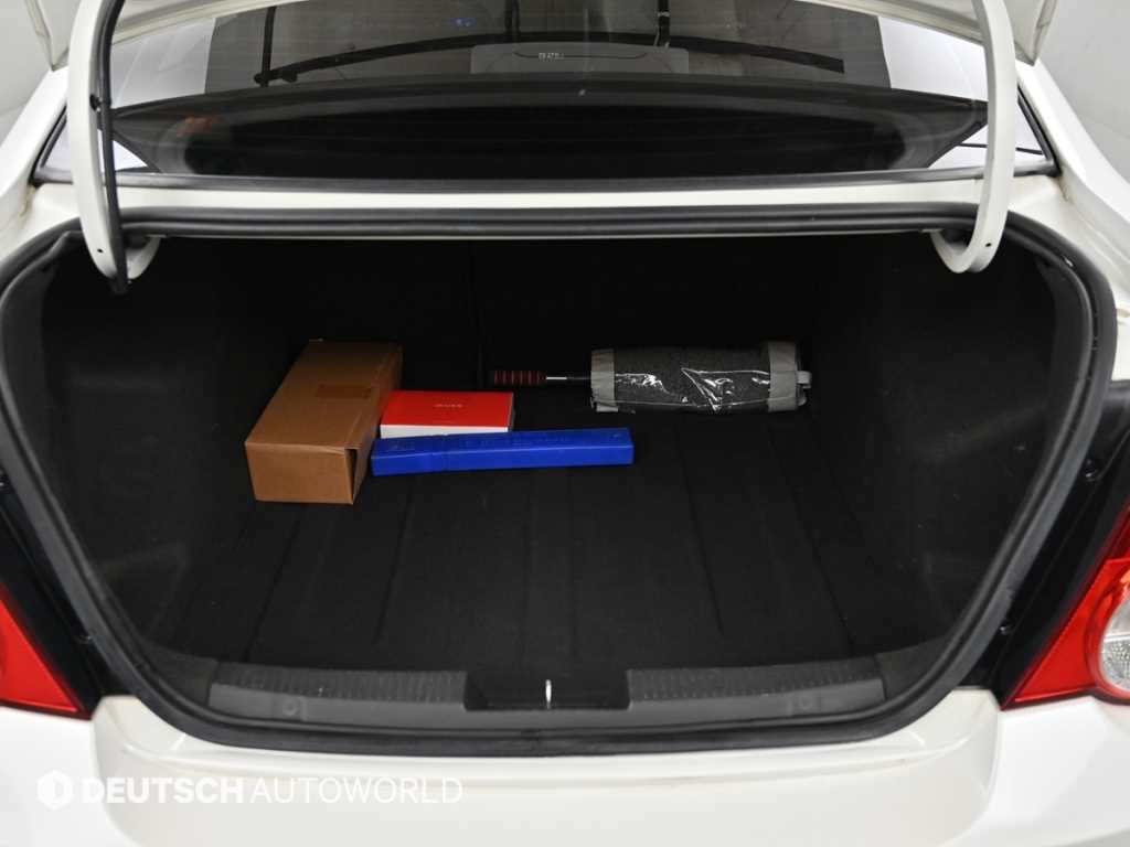 쉐보레 (대우) 아베오 4도어 1.6 LT 최고급형 - 이미지 3