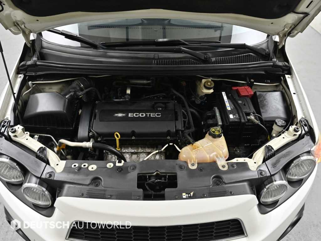 쉐보레 (대우) 아베오 4도어 1.6 LT 최고급형 - 이미지 2