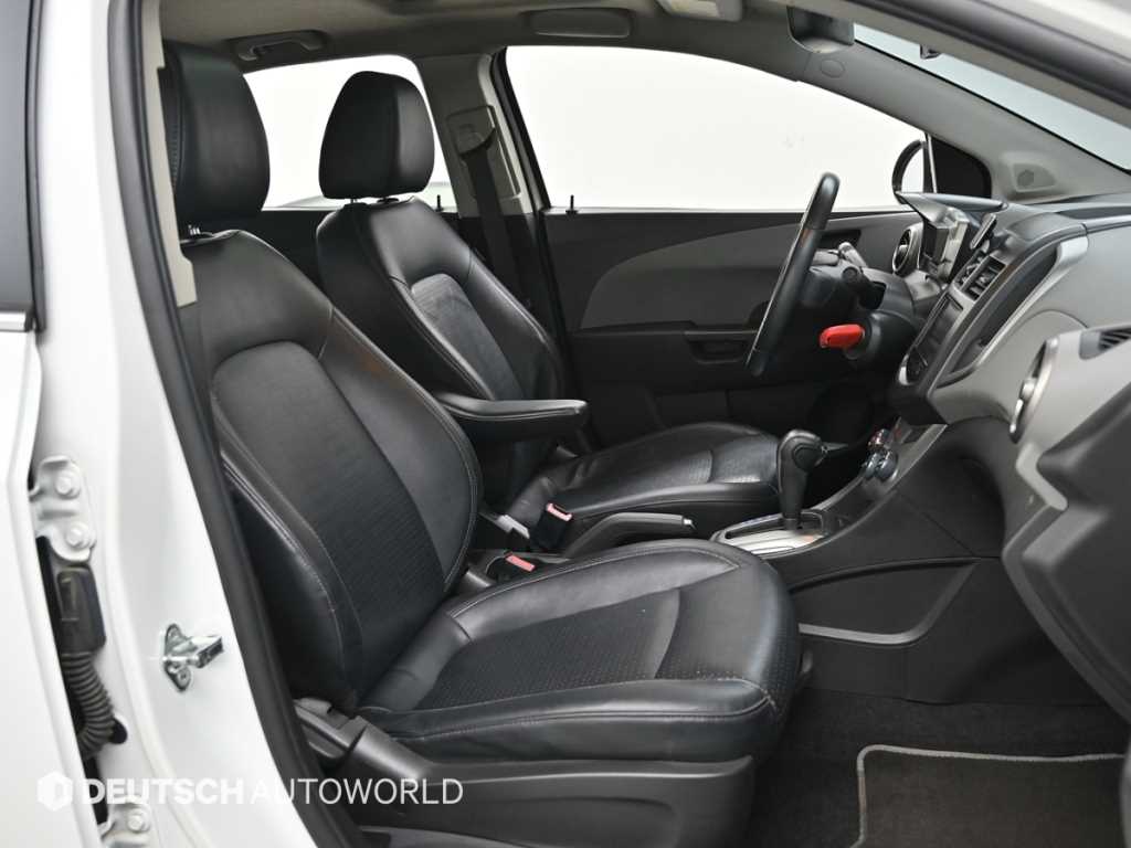 쉐보레 (대우) 아베오 4도어 1.6 LT 최고급형 - 이미지 19