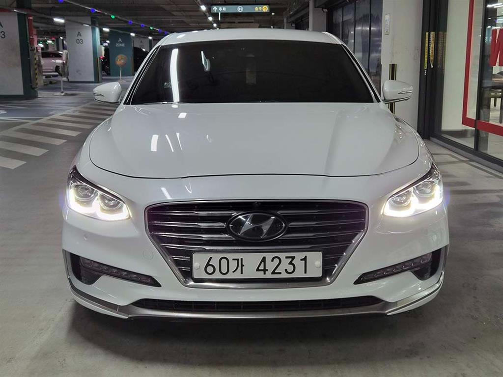 현대 그랜저IG 하이브리드 2.4 HEV 익스클루시브 스페셜 - 이미지 17