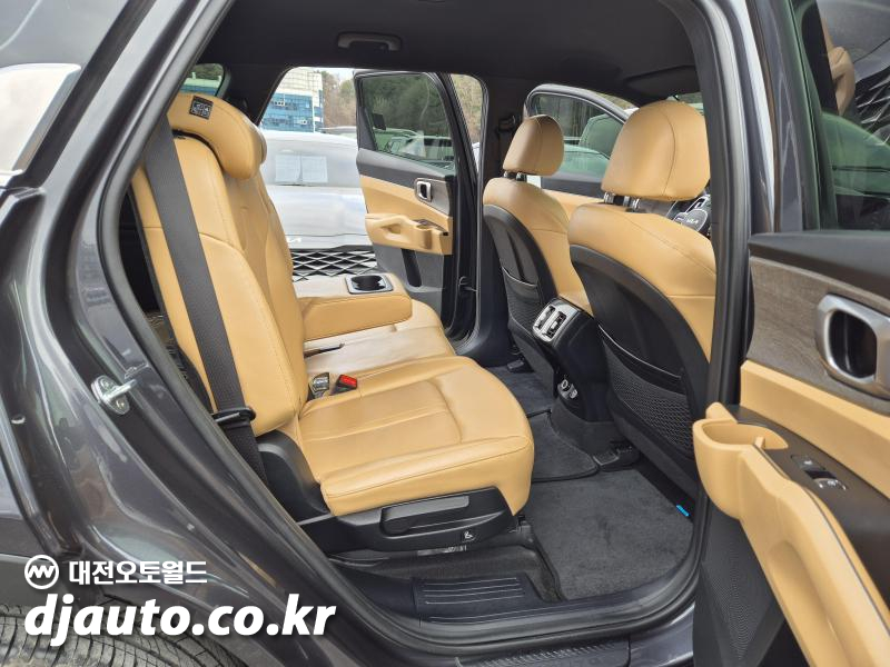 기아 신형쏘렌토 하이브리드(MQ4) 1.6 HEV 4WD 프레스티지 - 이미지 10