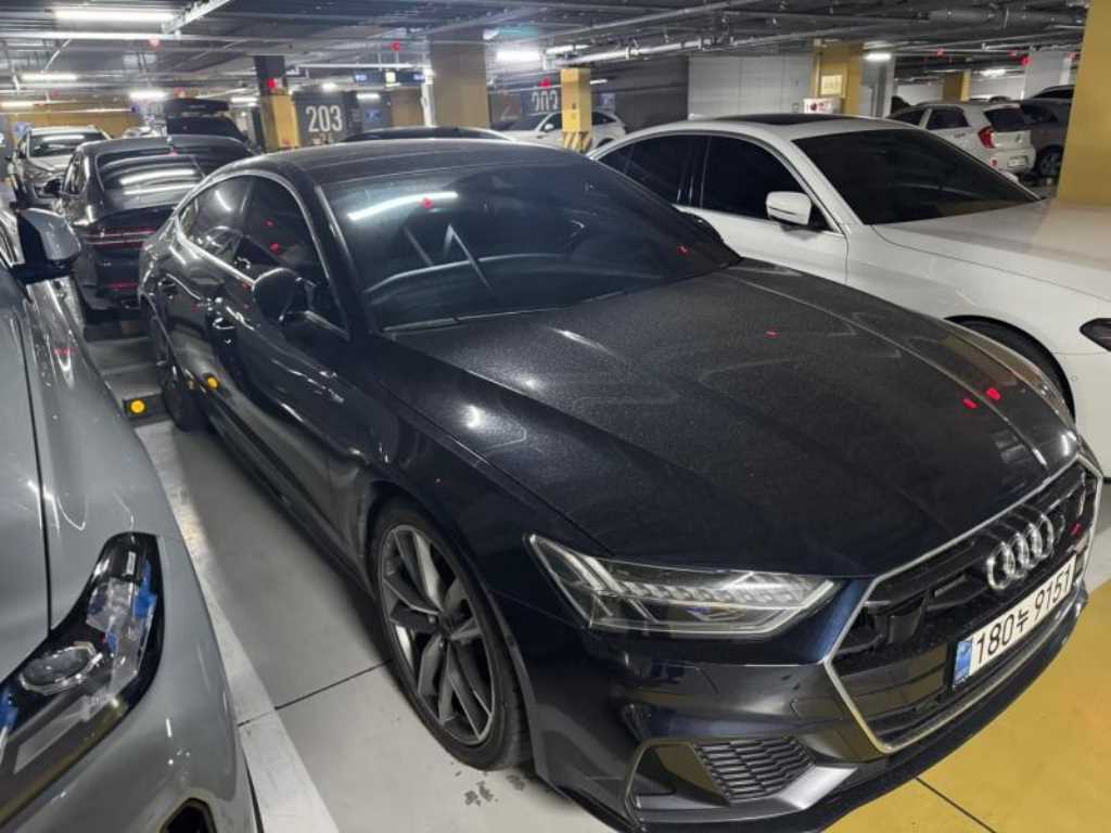 아우디 A7(2세대) 55 TFSI 콰트로 프리미엄 - 이미지 8