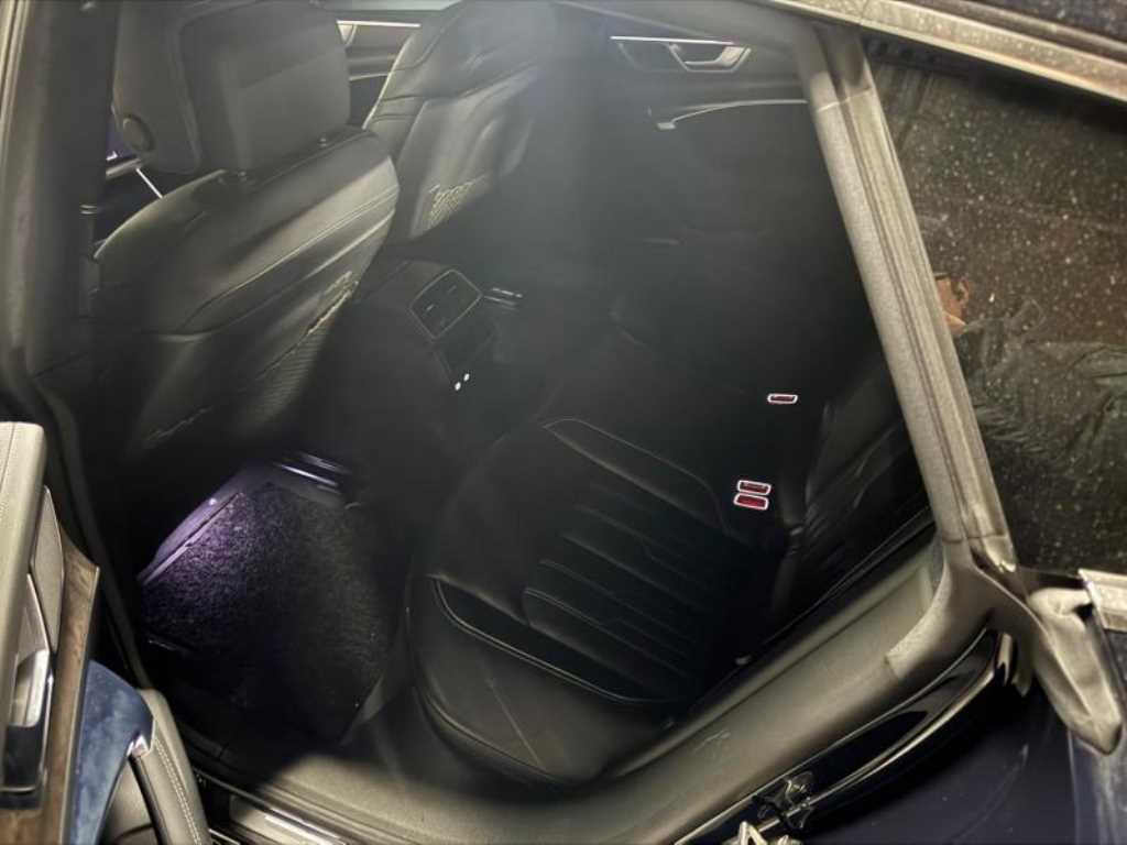 아우디 A7(2세대) 55 TFSI 콰트로 프리미엄