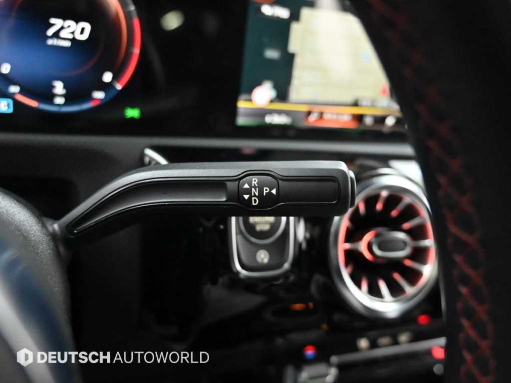 벤츠 CLA클래스(2세대) CLA250 4매틱 - 이미지 17