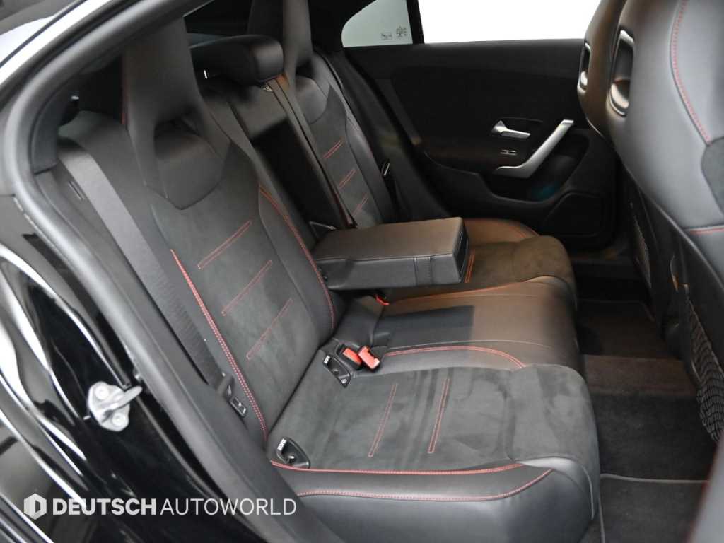 벤츠 CLA클래스(2세대) CLA250 4매틱 - 이미지 8