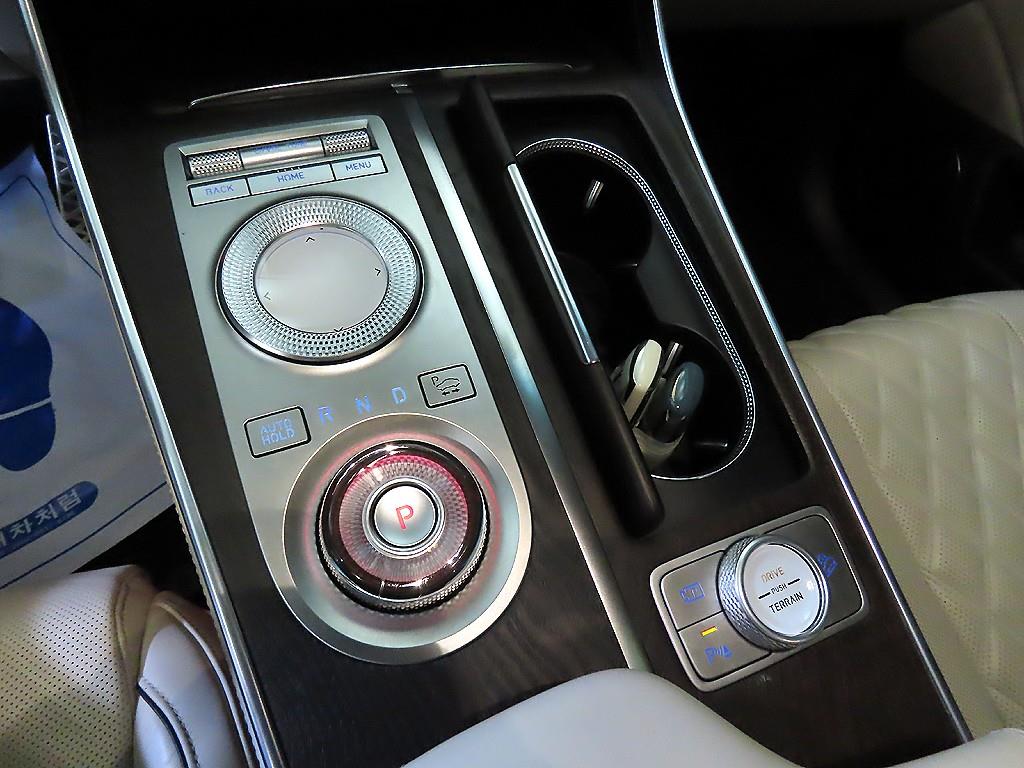 제네시스 GV80 3.5 가솔린 AWD 기본형 - 이미지 15