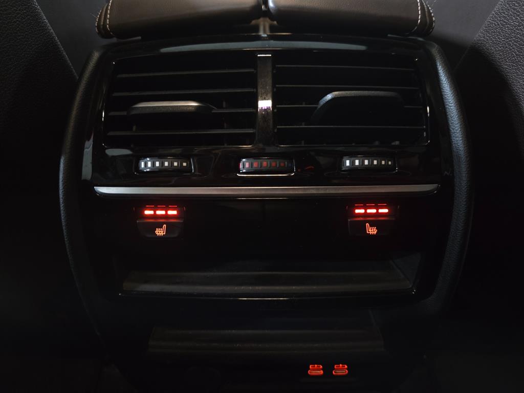 BMW 5시리즈(7세대) 520i M 스포츠팩 - 이미지 17